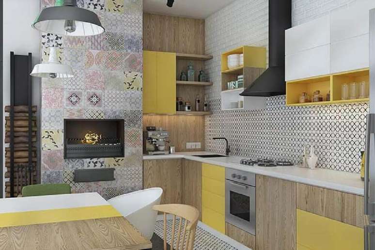 16. Escolha modelos coloridos de nichos decorativos para cozinha levando mais alegria ao ambiente