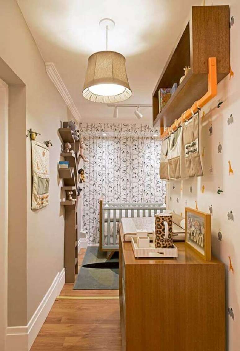 30. Ideias para quarto de beb&ecirc; decorado com papel de parede de bichinhos