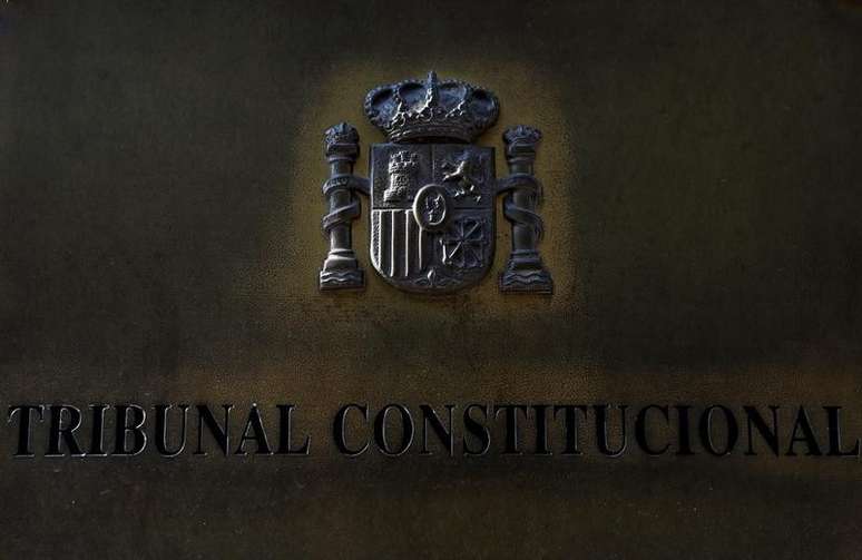 Placa na entrada do pr&eacute;dio do Tribunal Constitucional da Espanha em Madri
06/09/2017 REUTERS/Susana Vera
