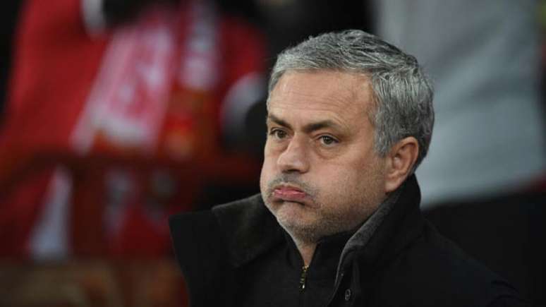 Mourinho lamentou pré-temporada (Foto: Oli Scarff / AFP)