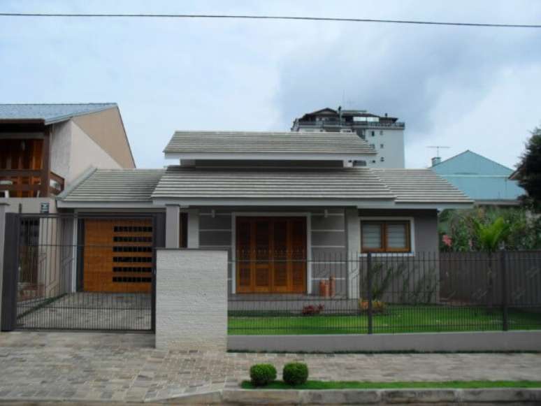 1. É bem comum encontrar casa de alvenaria no Brasil