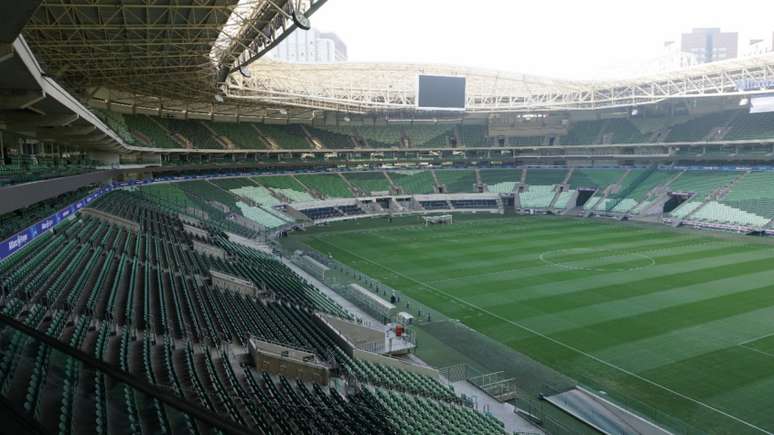Painel de LED foi instalado entre os dois aneis das arquibancadas do estádio do Palmeiras (Foto: Divulgação)