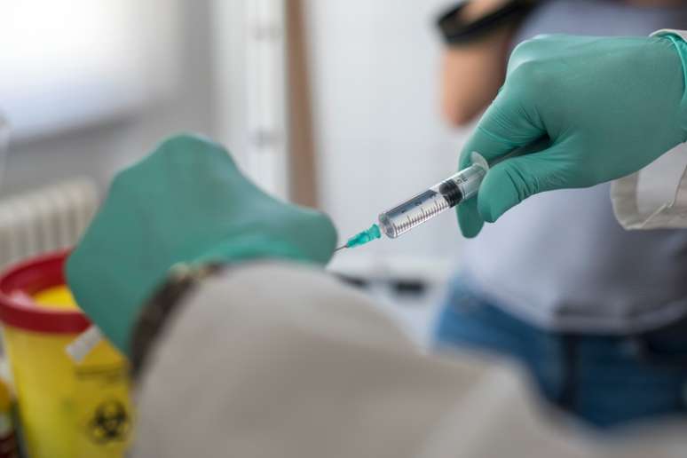 A proteção contra o sarampo faz parte das vacinas Tríplice Viral e Tetra Viral
