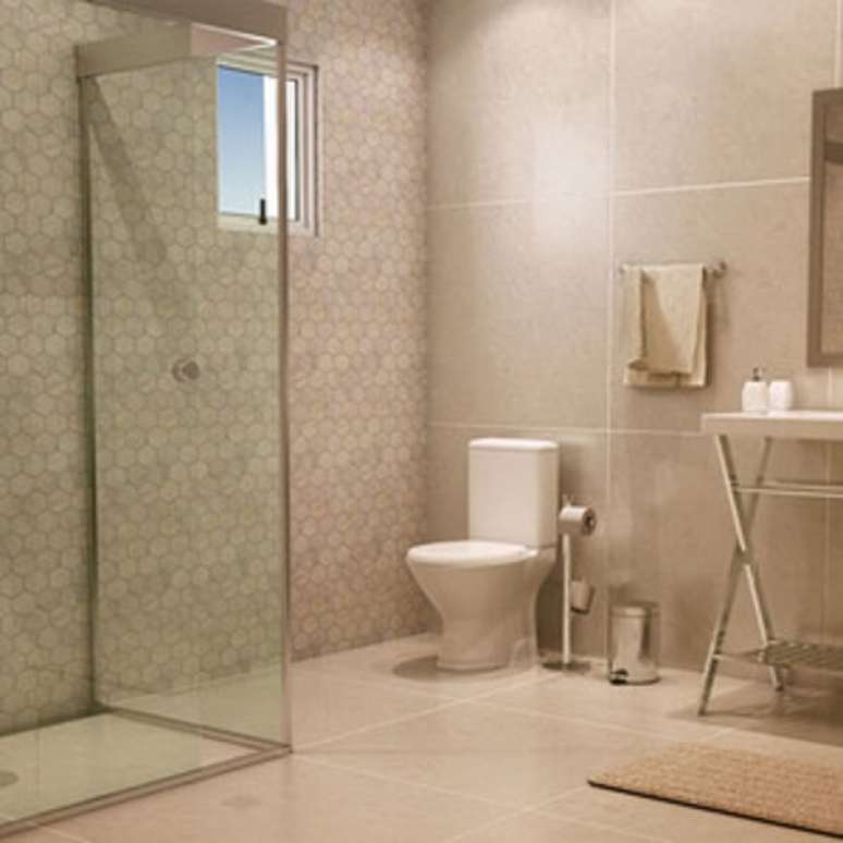 11.Piso para banheiro cer&acirc;mico complementa a decora&ccedil;&atilde;o do ambiente.