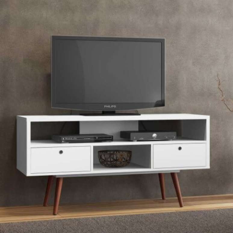 29. Rack retr&ocirc; branco com p&eacute;s palito