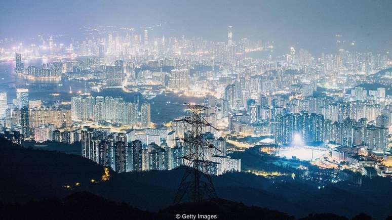 Hong Kong tem um dos níveis mais altos de poluição luminosa do mundo