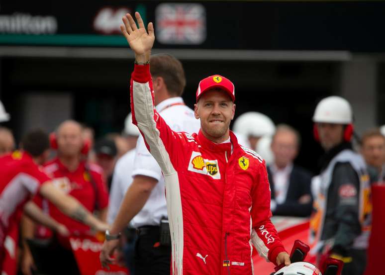 Vettel comemora a pole em Hockenheim