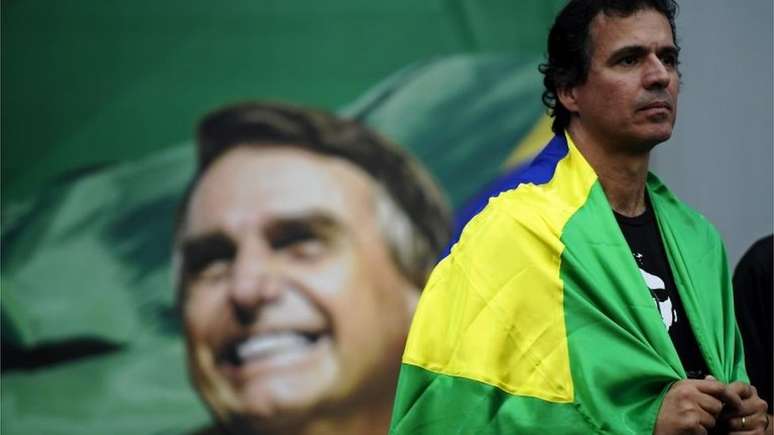 Bolsonaro tem até 5 de agosto para definir quem estará ao seu lado na corrida presidencial