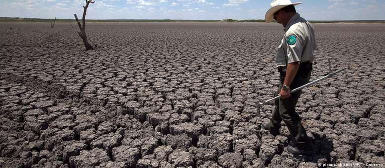 Paisagem seca no Texas: taxas de suicídio aumentaram em quase todos os estados dos EUA entre 1999 e 2016