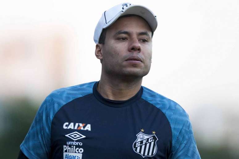 Técnico será mantido no Santos (Foto: Ivan Storti/Santos)