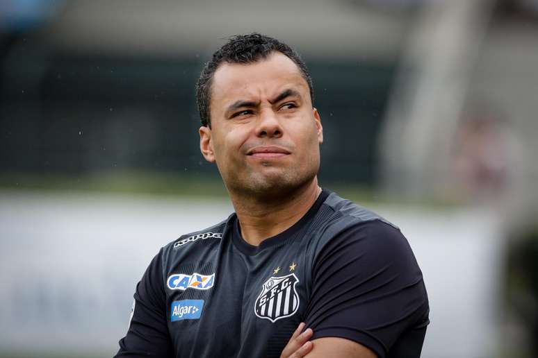 O ex-técnico de Santos e Botafogo, Jair Ventura