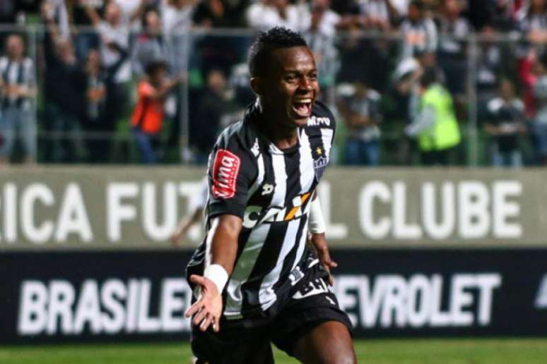 Cazares aguarda definição para poder se transferir para futebol árabe (Foto: Bruno Cantini /Flickr do Atlético-MG)