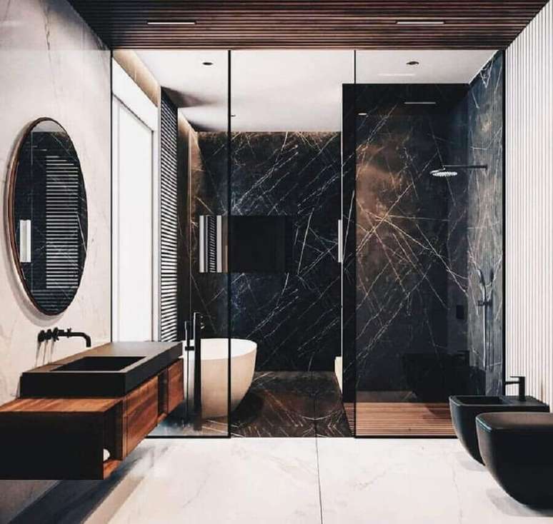 47. Decoração para banheiro com cerâmica e mármore preto – Foto: Pinterest