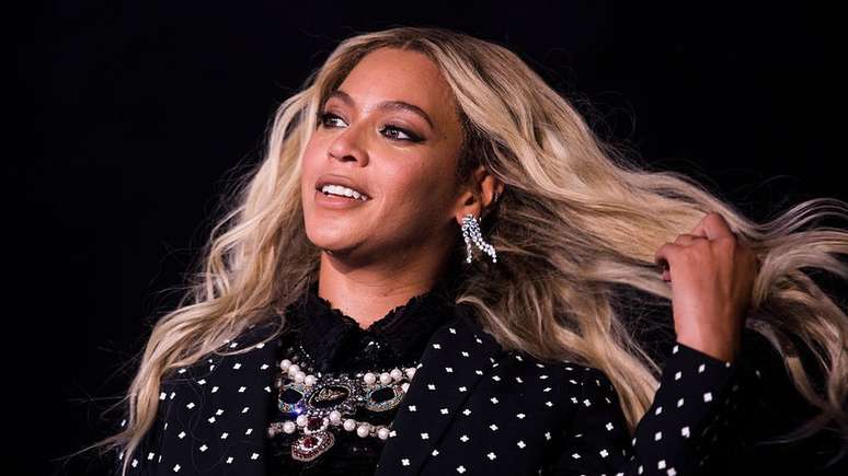 A cantora americana Beyoncé ganha cerca de US$ 700 mil por cada post patrocinado no Instagram
