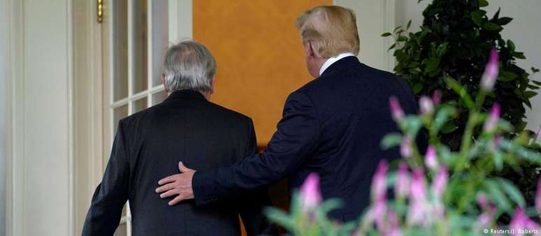 Juncker (esq.) e Trump em Washington