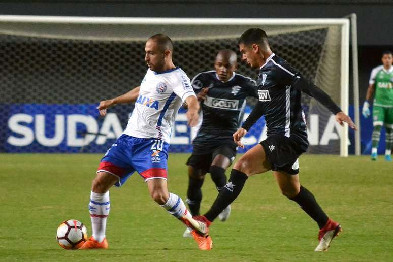 Régis foi o autor do segundo gol do Bahia