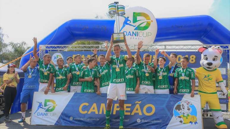 Santos FC é campeão da Dani Cup Sub-11 - Santos Futebol Clube