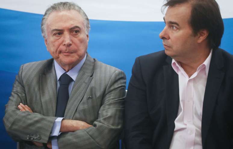 Presidente da República, Michel Temer, ao lado de Rodrigo Maia, presidente da Câmara dos Deputados