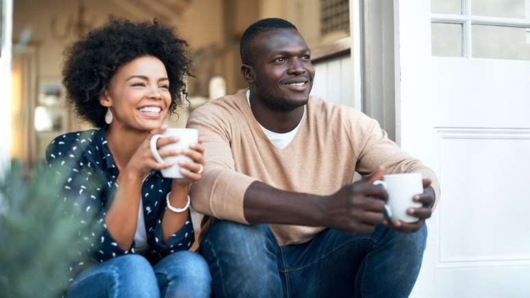 Segundo estudo, relações duram mais quando são construídas em cima de amizades
