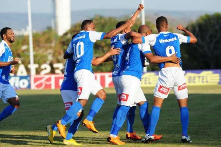 Com vitória, São Bento chegou a 24 pontos na Série B do Campeonato Brasileiro (Foto: EMÍDIO MARQUES)