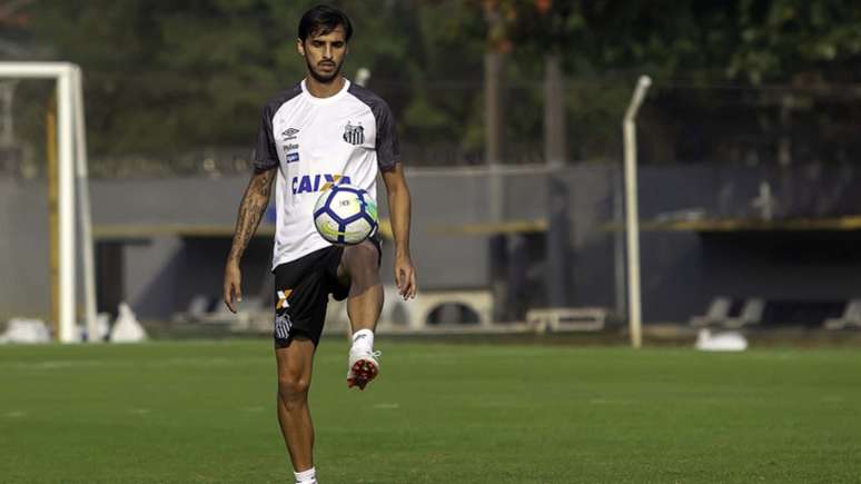 Bryan Ruiz não deve atuar pelo Santos na Copa do Brasil (Foto: Flavio Hopp)