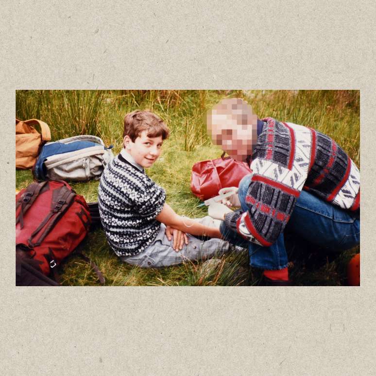 Matt ia a acampamentos de verão com outros jovens hemofílicos onde médicos se encarregavam de tratá-los com injeções para ajudar a coagular o sangue, caso precisassem