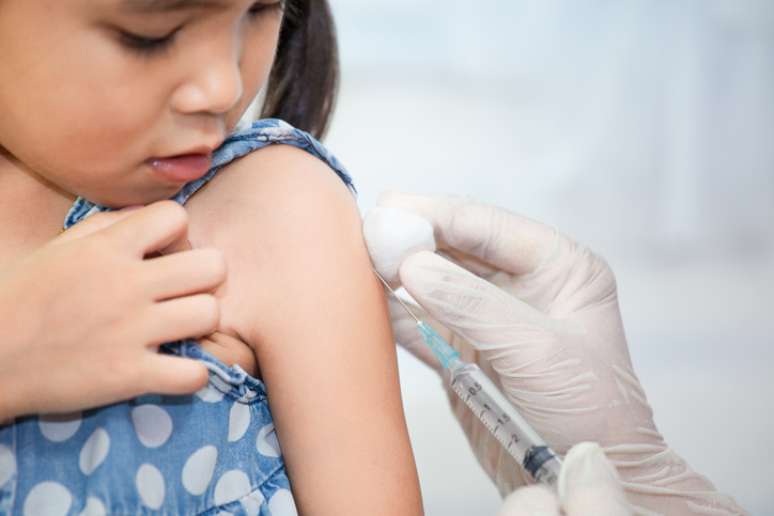 Ministério da Saúde lança campanha de vacinação contra pólio e sarampo