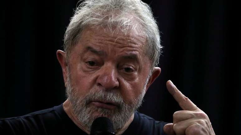 O PT afirma que lançará o ex-presidente Luiz Inácio Lula da Silva para concorrer às eleições de 2018