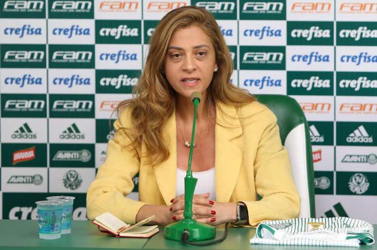 Leila Pereira trabalha pela aprovação da mudança de estatuto (Foto: Divulgação/Palmeiras)