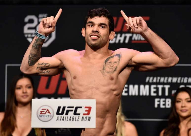 Ex-campeão peso-galo, Renan Barão entrará em ação no UFC São Paulo, em setembro (Foto: Getty Images)