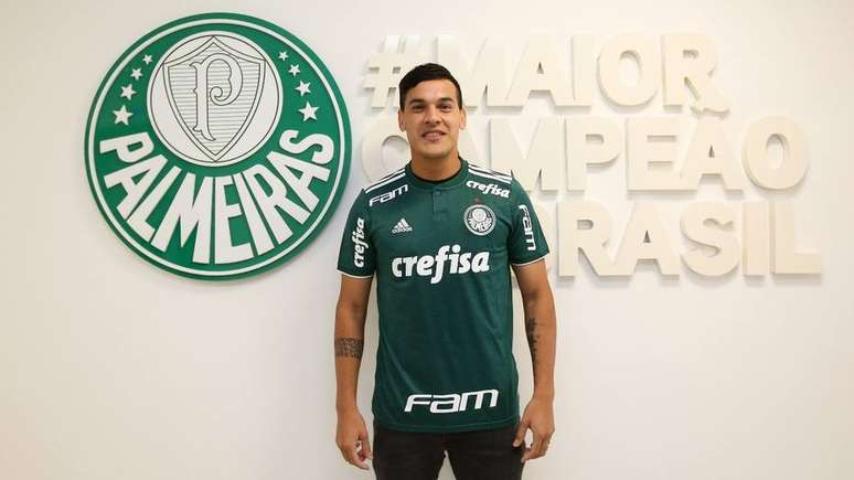 Gustavo Gomez assinou com o Palmeiras por uma temporada