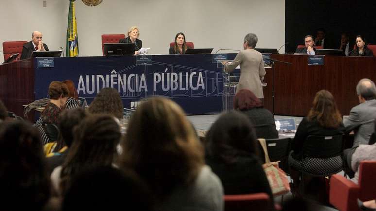 Rosa Weber agora deve preparar relatório e voto. Mas é possível que o julgamento fique só para o ano que vem