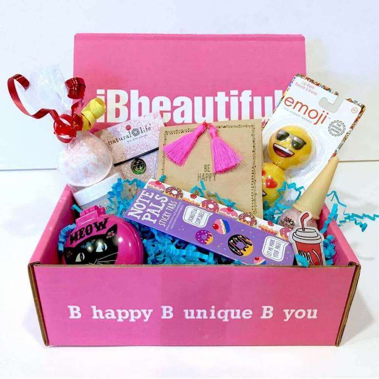 49. Ideias de decoração para caixa que você dará de presente para a sua amiga – Foto: Ib Beautiful