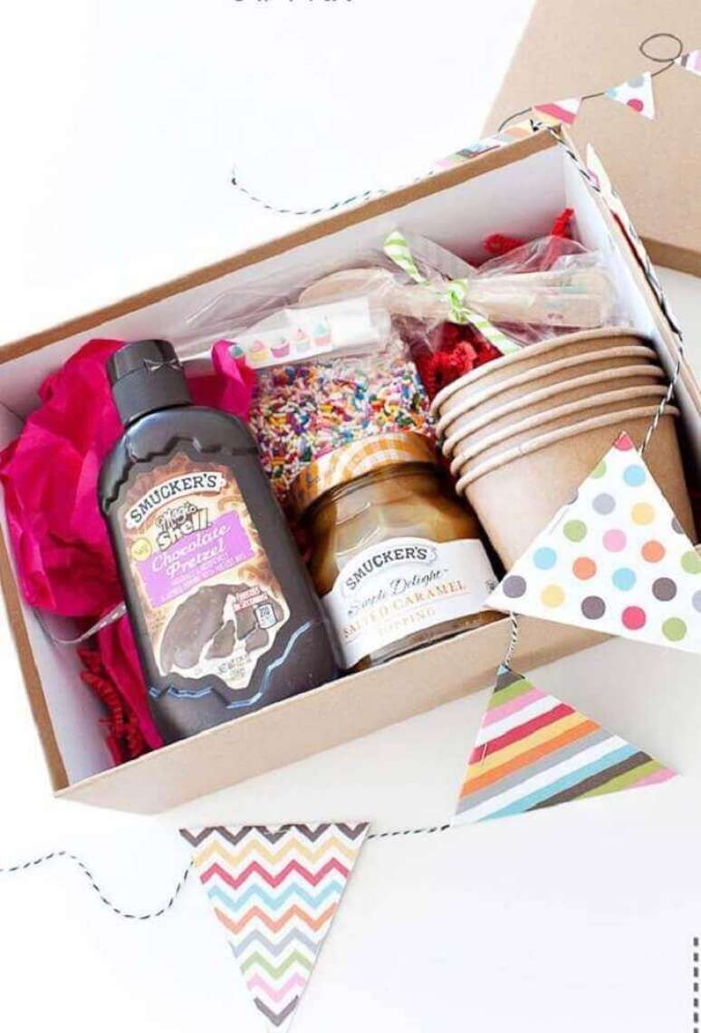 69. Modelo pequeno de caixa para festa de anivers&aacute;rio &ndash; Foto: Pinterest