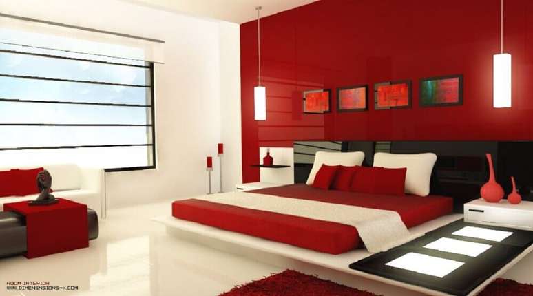 5. É importante investir em uma boa iluminação para o quarto com parede vermelha – Foto Interior Design Ideas