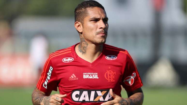 Guerrero alegou dores musculares para não atuar diante do Grêmio no último sábado (Gilvan de Souza/Flamengo)