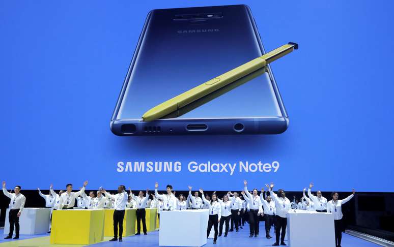 Funcionários da Samsung durante lançamento do Samsung Galaxy Note 9 em Nova York, EUA
09/08/2018
REUTERS/Lucas Jackson 