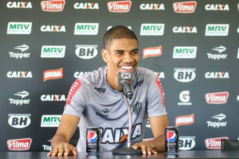 Zagueiro espera recuperação no fim do primeiro turno do Brasileirão (Foto: Bruno Cantini/Atlético-MG)