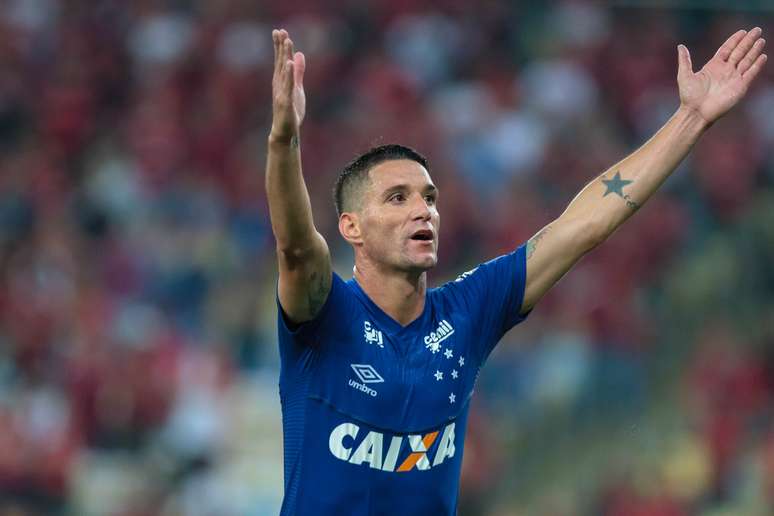 Thiago Neves ampliou para o Cruzeiro