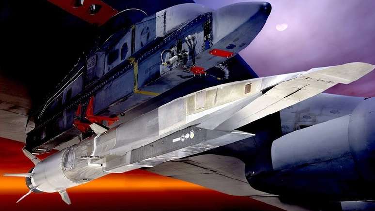 Os mísseis de cruzeiro hipersônicos possuem um sistema de propulsão que quebra a barreira do som várias vezes