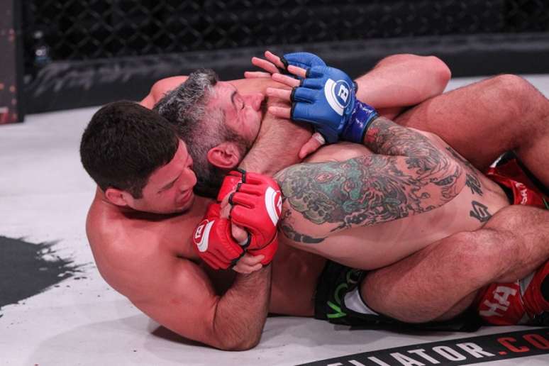 Neiman tem oito vitórias no MMA, sendo sete por finalização, o que reforça a potência do seu Jiu-Jitsu (Foto Bellator)