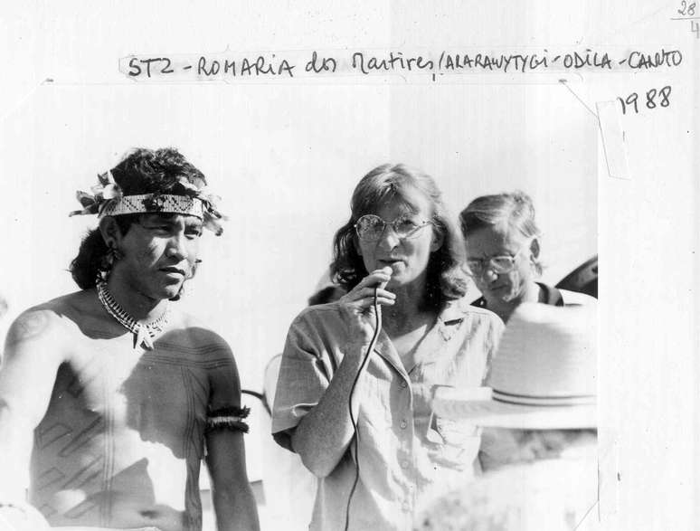 Nascida na Fran&ccedil;a, irm&atilde; Odila foi a &uacute;ltima religiosa a viver entre os Tapirap&eacute;, tendo retornado a Paris em janeiro