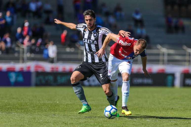 Igor Rabello fazia partida correta, mas deu azar no último minuto (Foto: Geraldo Bubniak/AGB/Lancepress!)