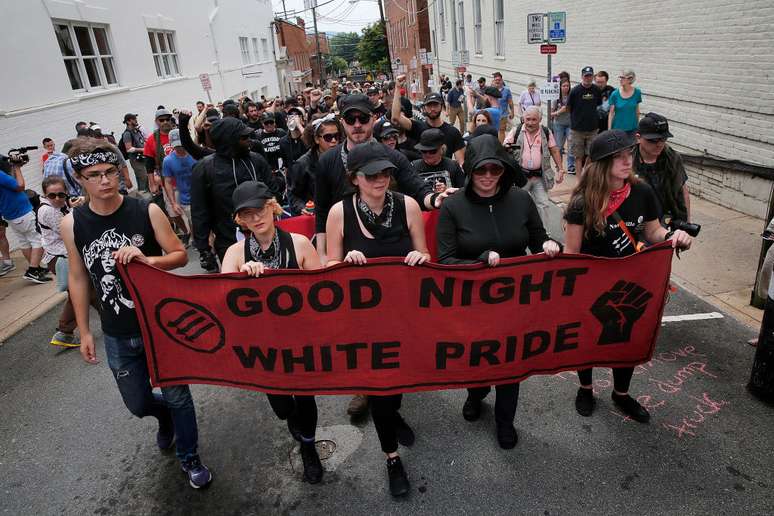 Após um ano do primeiro protesto do &#034;Unite the Right&#034;, opositores se manifestaram em Charlottesville 