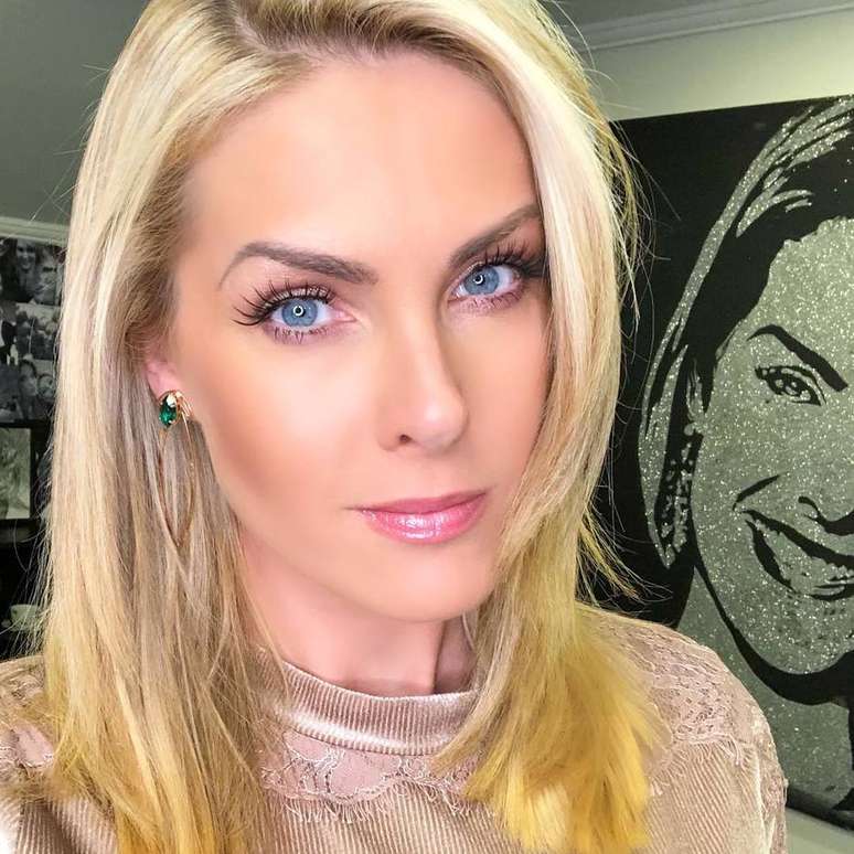 Ana Hickmann revelou que tem uma boate de 300m² em casa  