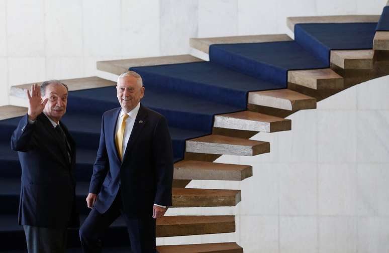 O Secretário de Defesa dos EUA, James Mattis, e o ministro das Relações Exteriores, Aloysio Nunes, no Palácio do Itamaraty