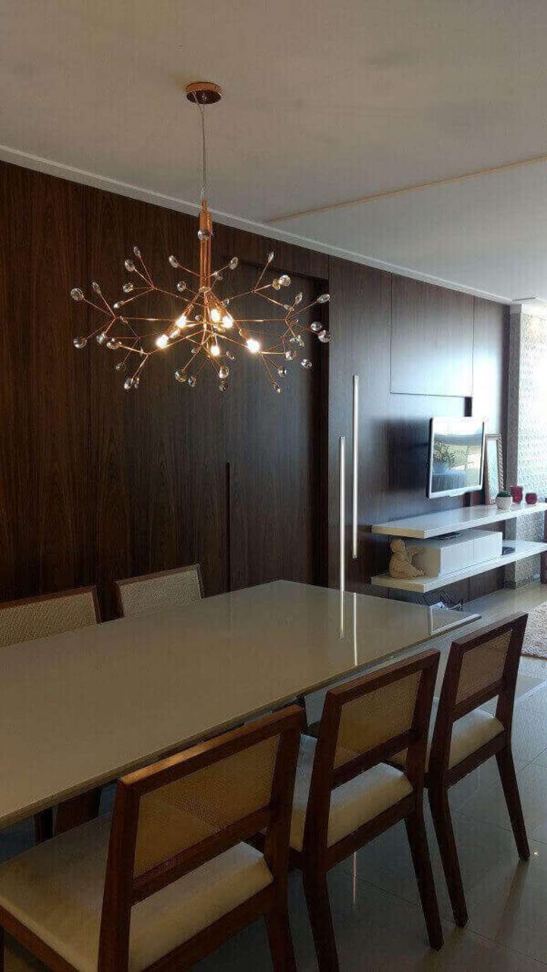 57 &ndash; Os lustres para sala de cobre deixam o ambiente moderno e sofisticado Projeto: Office duo Arquitetura e Interiores