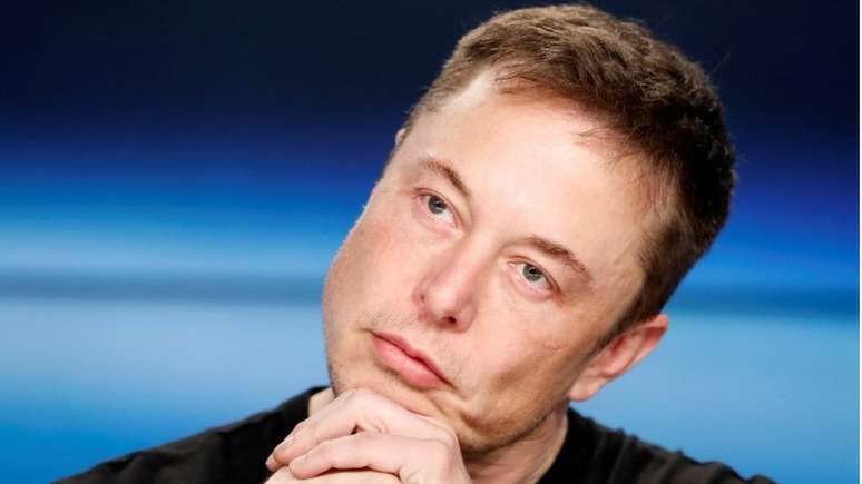 Criador de empresas como Paypal, Space X e Tesla, Elon Musk anunciou que pretende tirar a sua empresa automotiva e de armazenamento de energia da bolsa de valores
