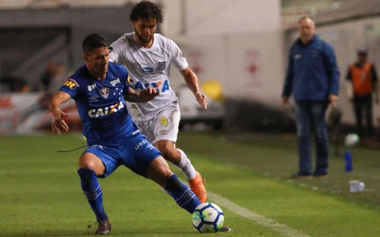 Santos e Cruzeiro se reencontram no Mineirão (Ricardo Moreira/Fotoarena)