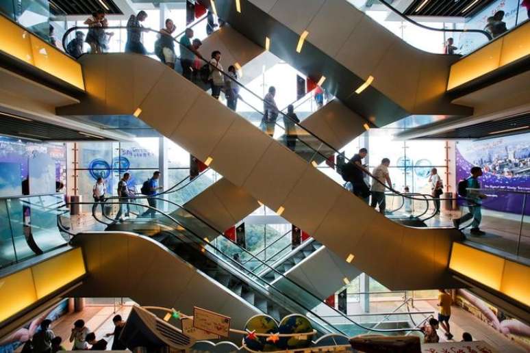 Vis&atilde;o interna de shopping center
04/08/2017
REUTERS/Bobby Yip